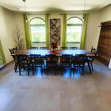 Vikendica Tuzla, Dolina Mira *